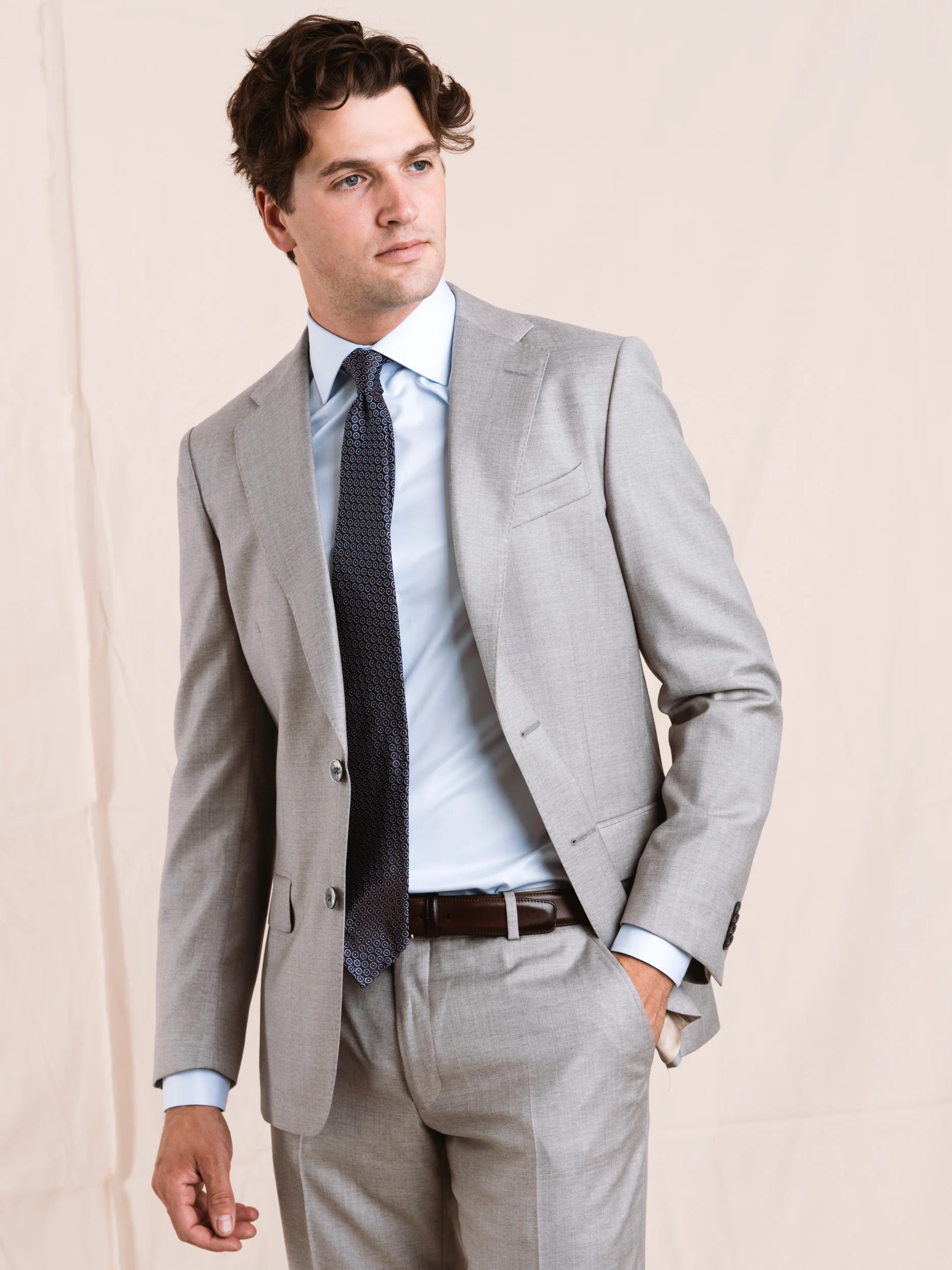 Classic Grey Wool Suit - Image 2