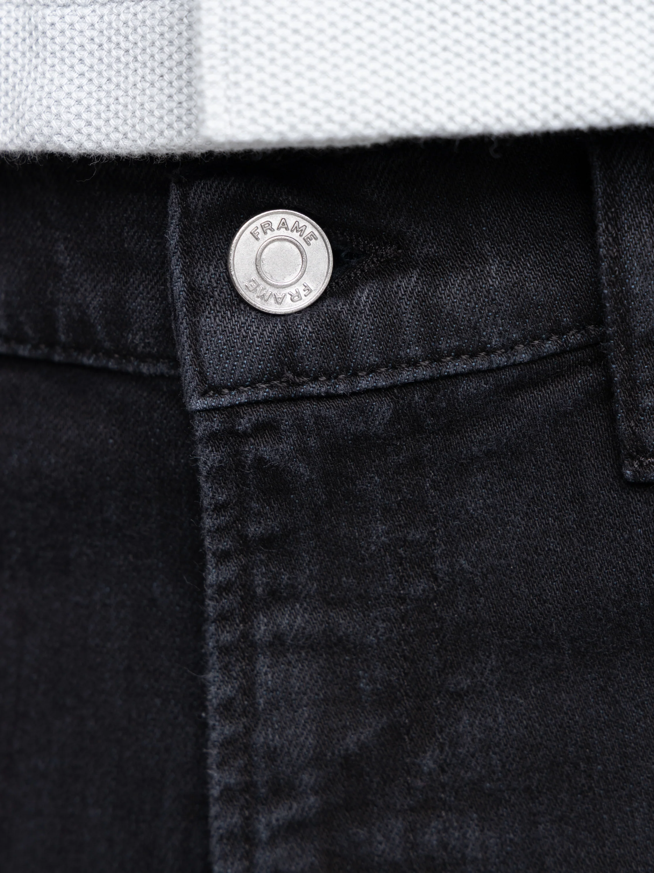 L'Homme Athletic Slim Jean in Chester - Image 7