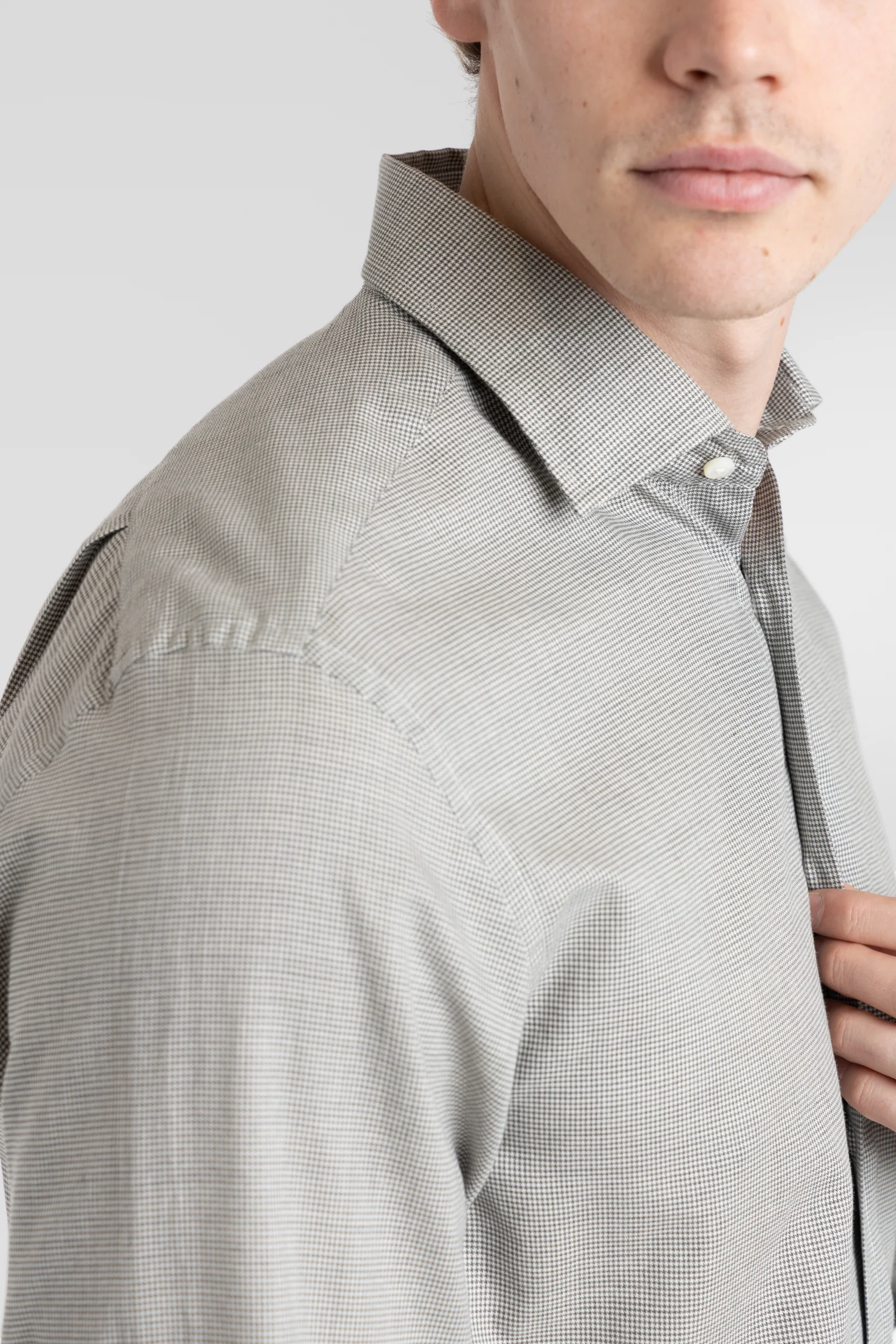 Grey/White Herringbone Shirt - Image 3