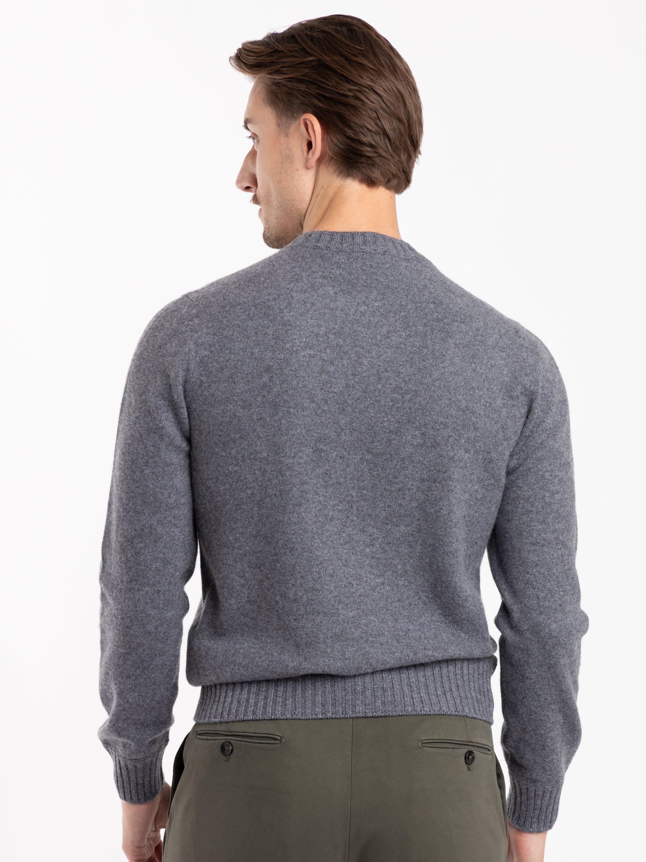 Grey Crewneck Cashmere Sweater - Image 4