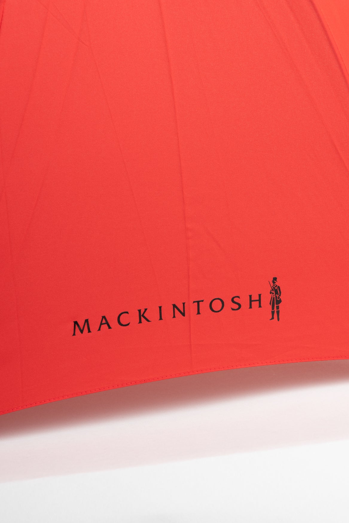 Heriot Red Whangee Handle Stick Umbrella - Image 10