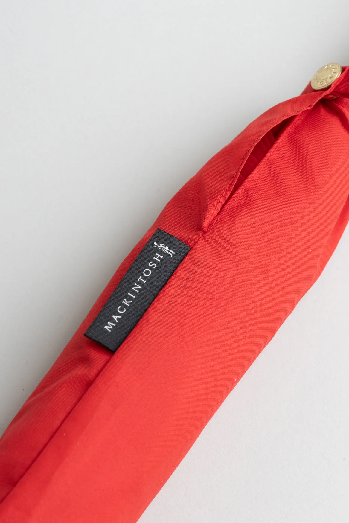 Heriot Red Whangee Handle Stick Umbrella - Image 5
