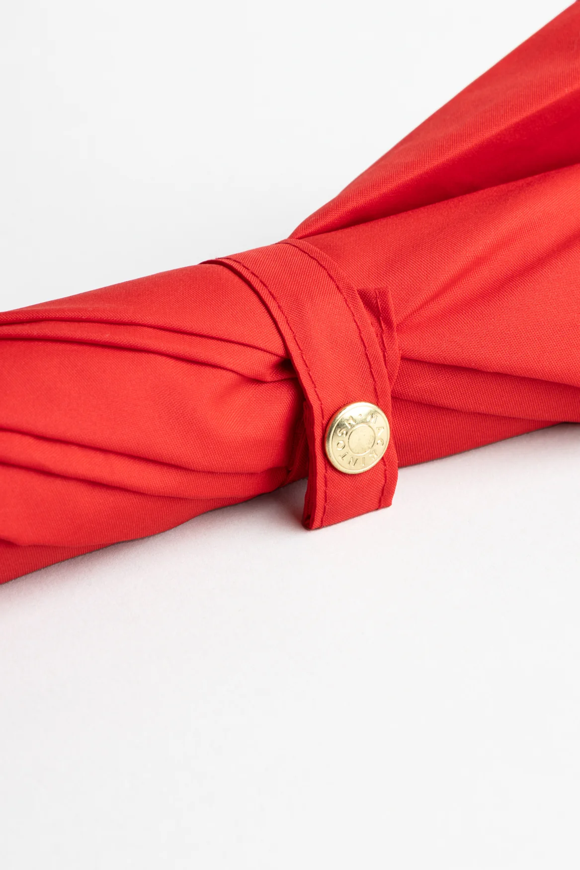 Heriot Red Whangee Handle Stick Umbrella - Image 6