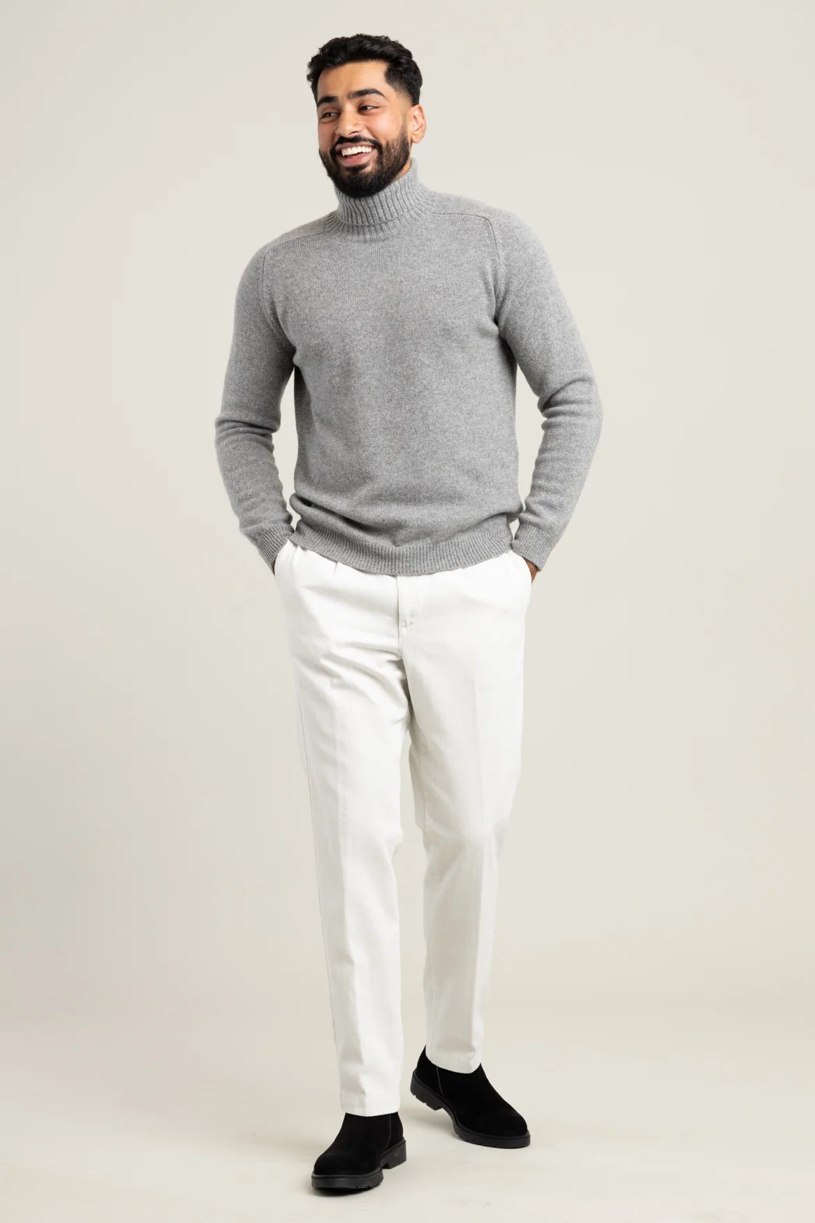 Light Grey Cashmere Rollneck Sweater - Image 2