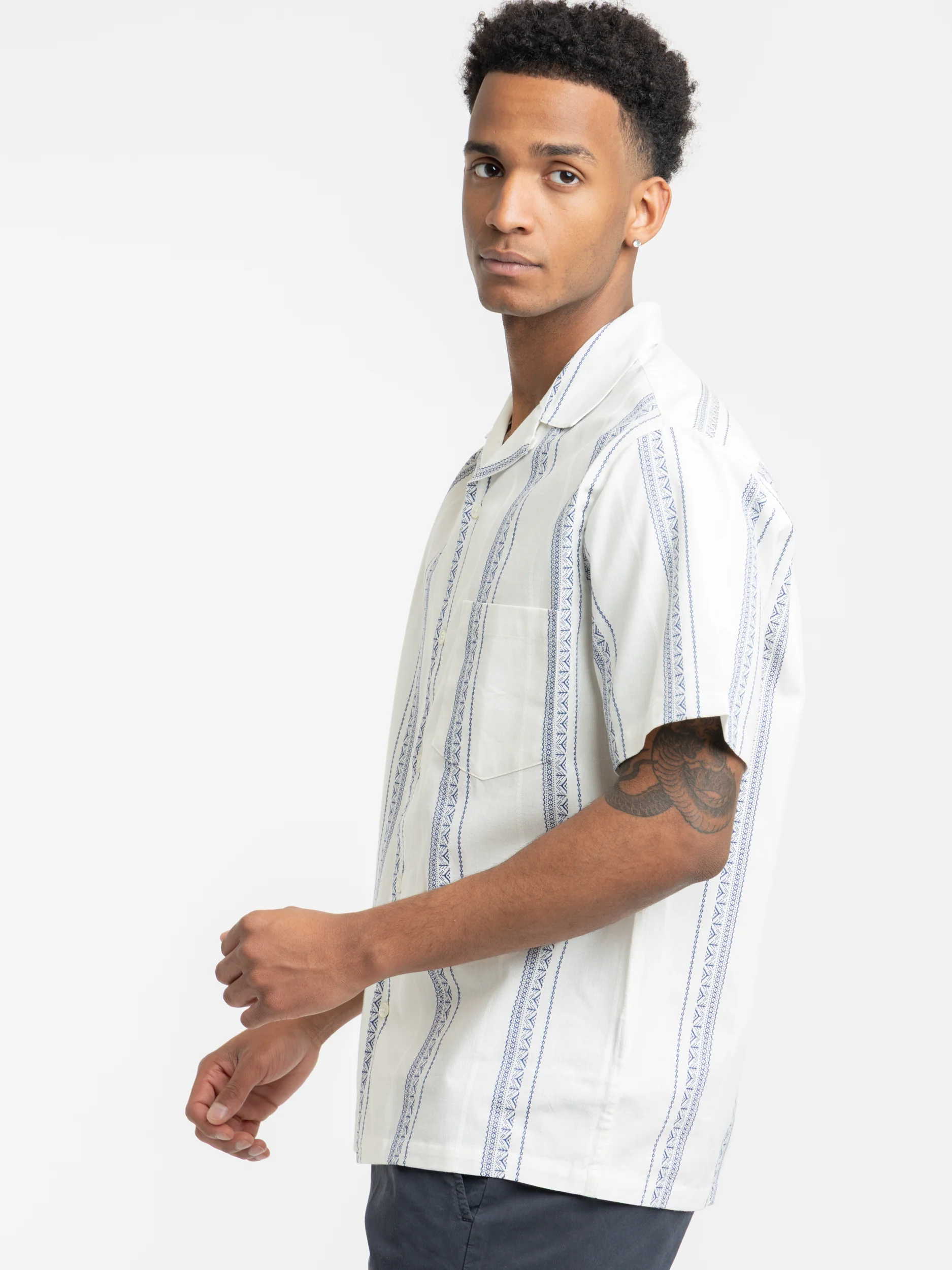 Alqueva Shirt in White/Blue - Image 3