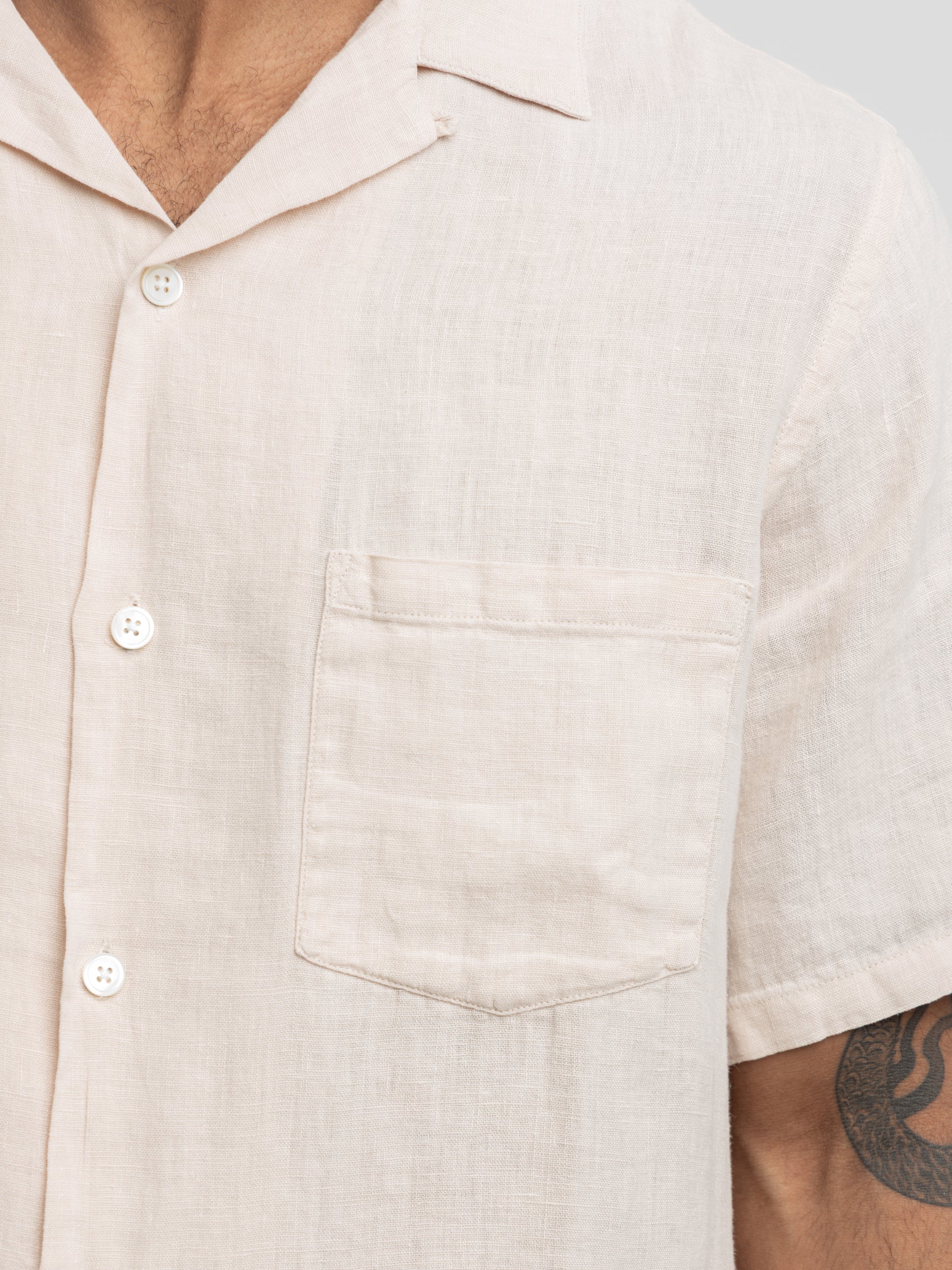 Linen Camp Collar Short Sleeve Sportshirt - Image 6