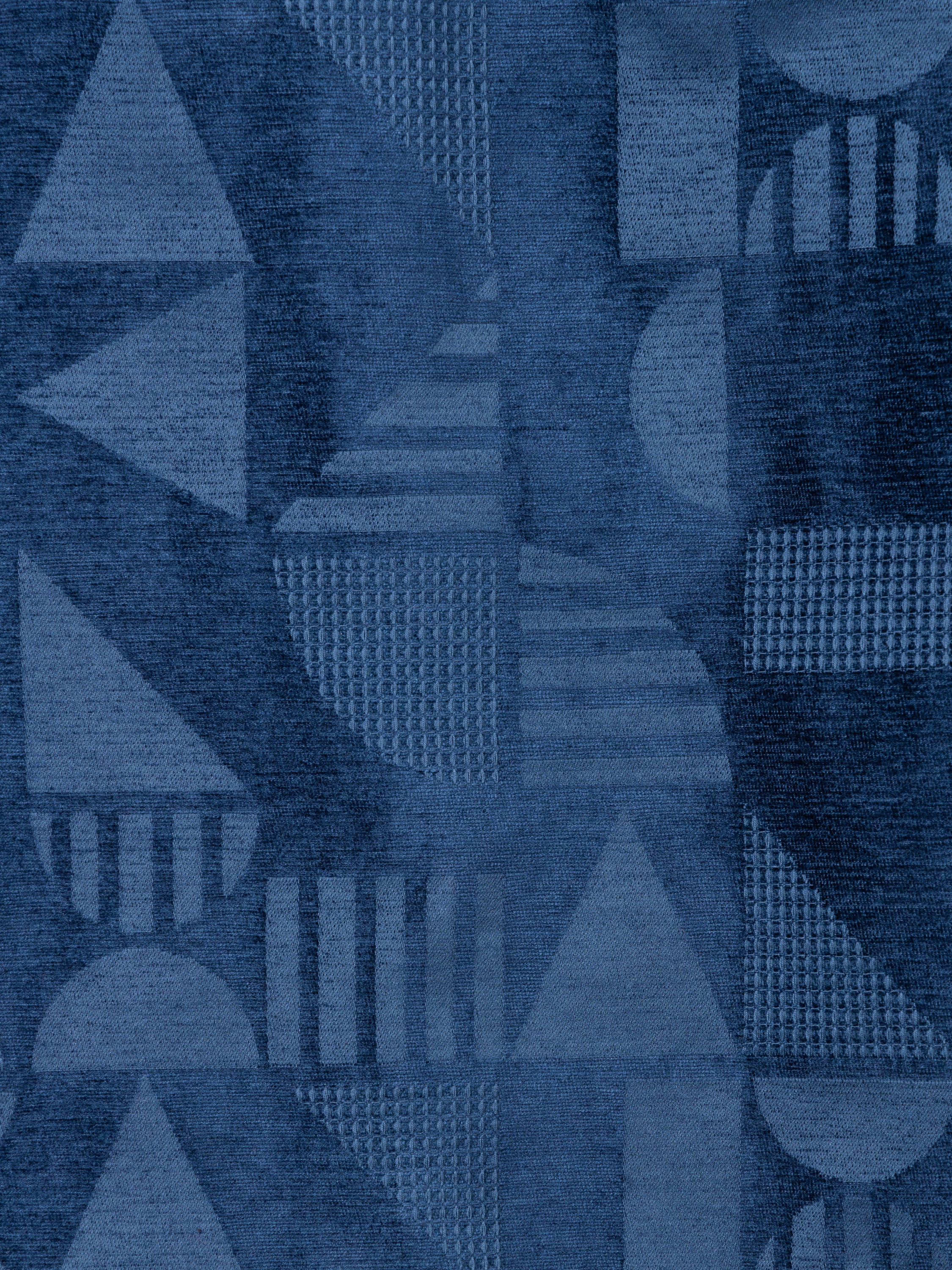 Geometric Chenille Sport Shirt - Image 4