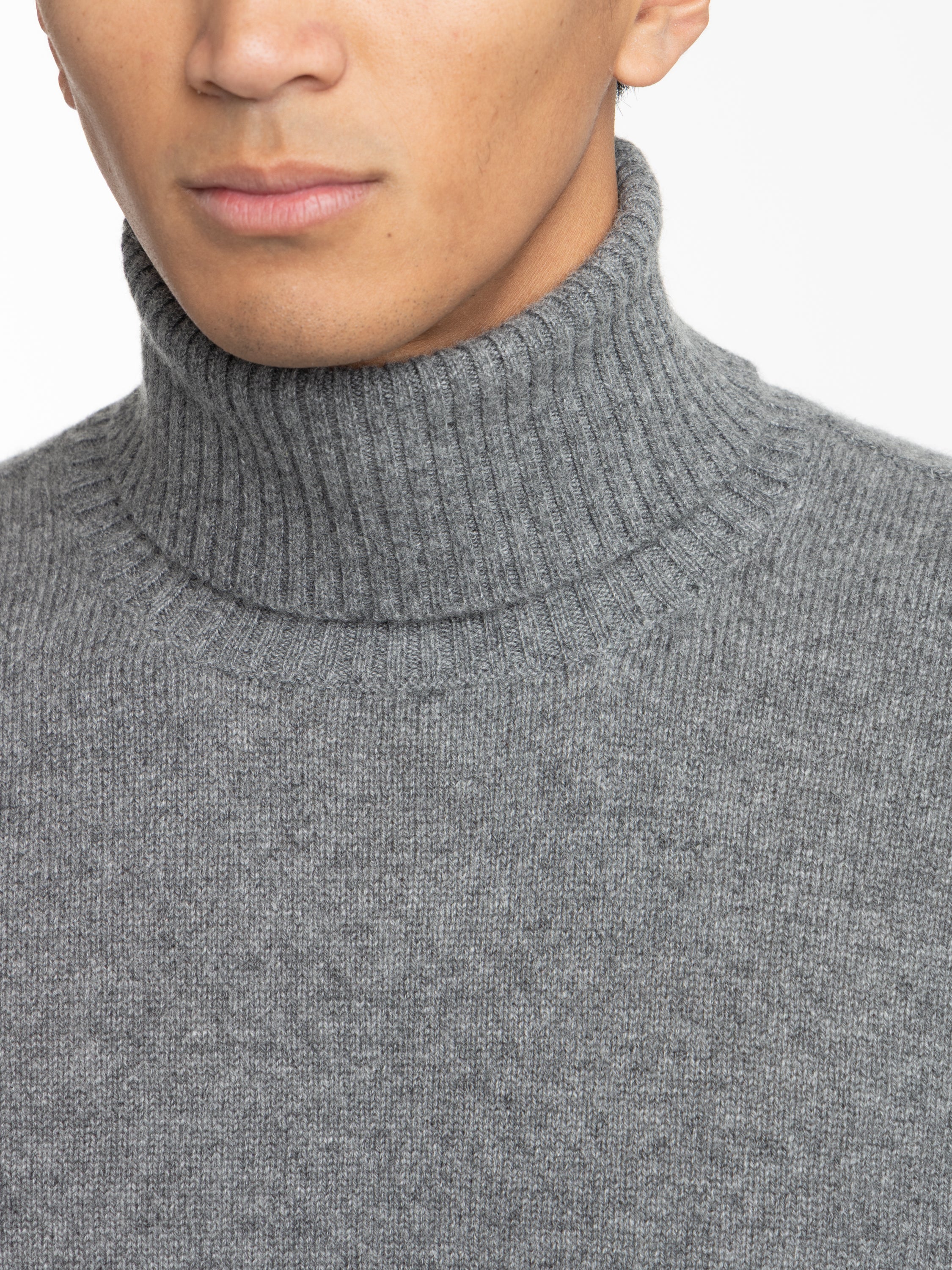 Grey Cashmere Turtleneck - Image 7