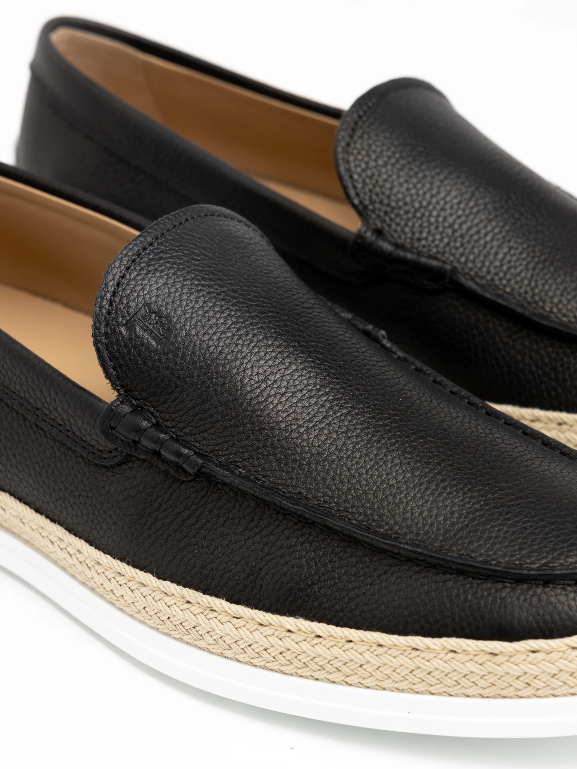 Black Leather Raffia Loafer - Image 3