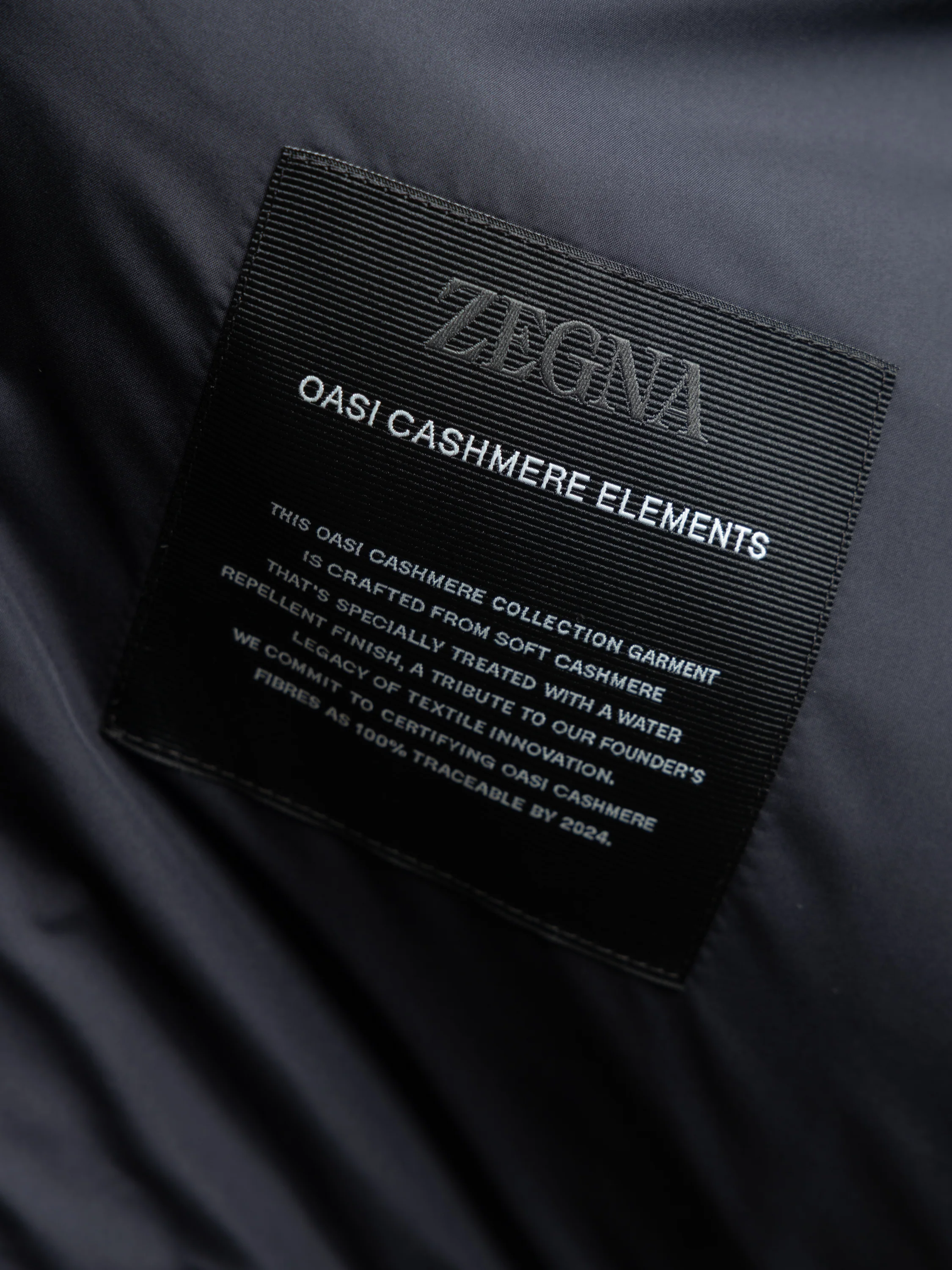 Navy Oasi Cashmere Elements Bomber - Image 8